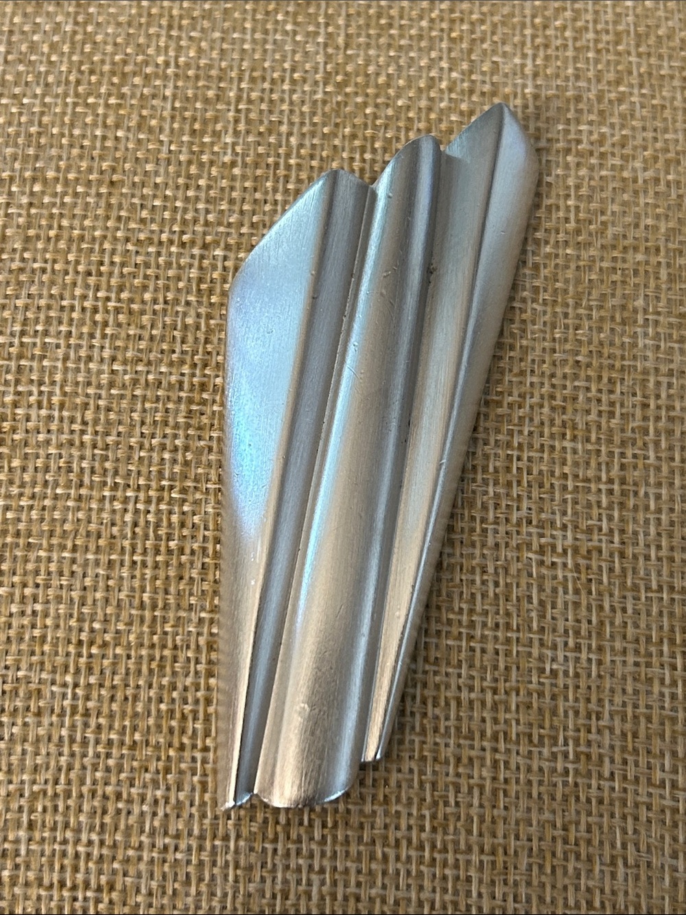 Monet Silver Metal Art Deco brooch minimalist pinback